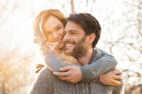Partnerzusammenführung: Foto: © Rido / AdobeStock / #88856714